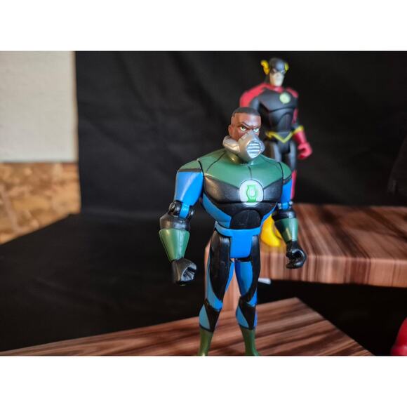 Justice League From DC Comics, Action Figures And Cards. - Picture 10 of 15
